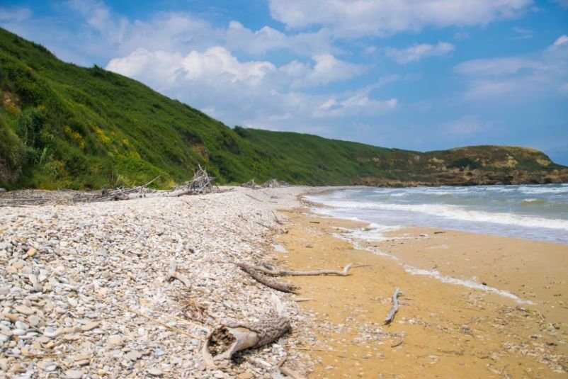 sabbia e sassi a punta aderci, costa dei trabocchi e dintorni